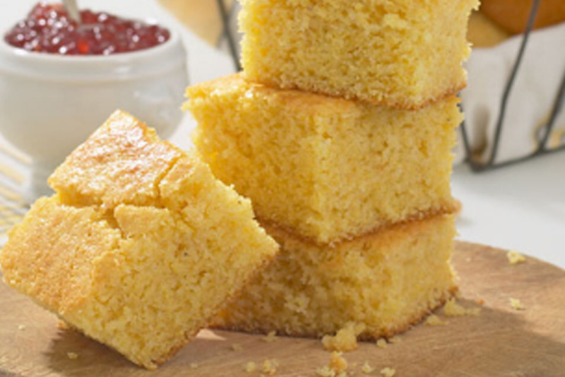 Stonewall Kitchen Air Fryer Corn Bread Muffins with Jelly